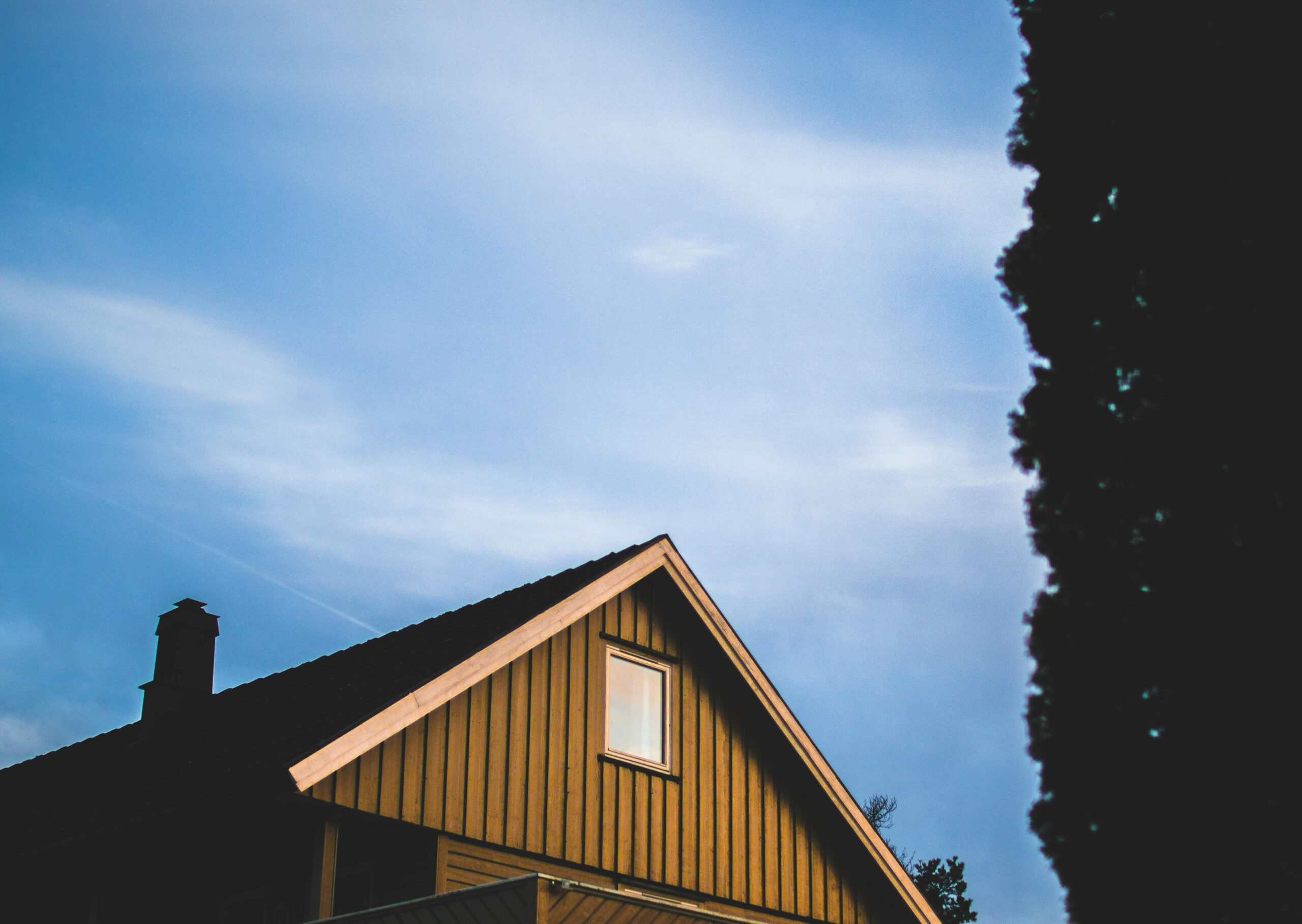 Delo Roofing: The Premier Roofing Company in Port St Lucie
