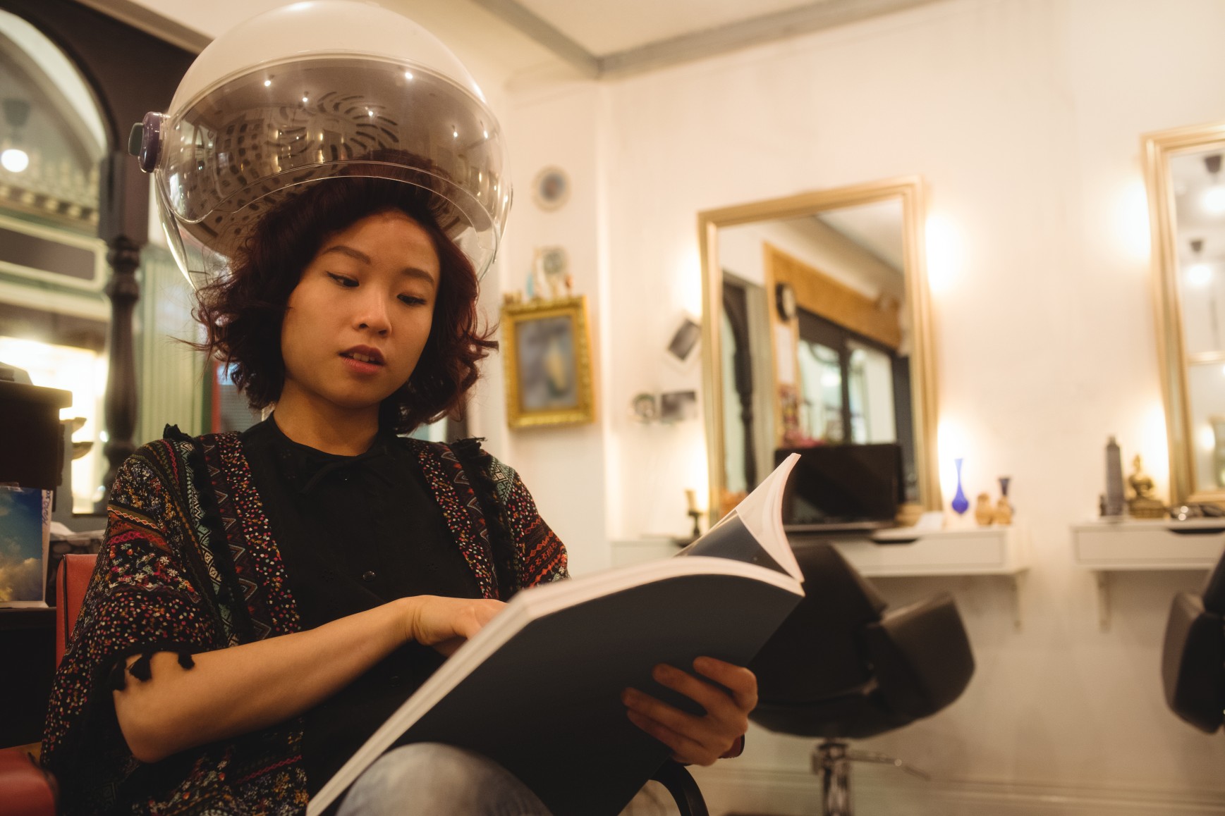 How to Make Your Hair Grow Faster with the Help of a Houston Salon